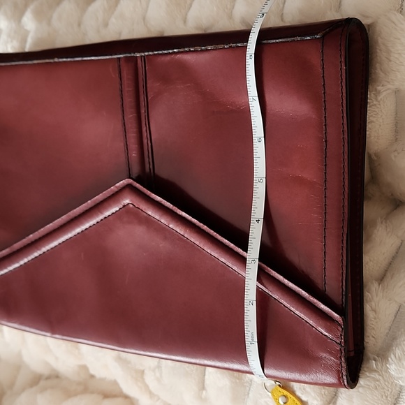 Beautiful Vintage Leather Clutch - Picture 11 of 11